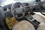 奥迪A4L2013款30 TFSI 自动舒适型