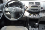 丰田RAV42010款2.0L 自动 豪华升级版