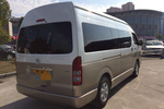 丰田HIACE2011款2.7L 自动豪华版13座