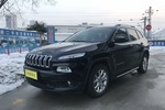 Jeep自由客2015款2.0L运动版