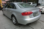 奥迪A4L2010款2.0TFSI 运动型