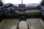 丰田RAV42012款炫装版 2.0L 自动四驱 