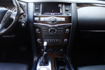 英菲尼迪QX802010款5.6L 4WD