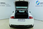 奥迪TT2013款TT Coupe 2.0TFSI 白色经典版