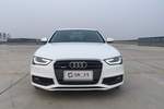 奥迪A4L2013款40 TFSI quattro个性运动型