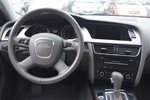 奥迪A4L2012款2.0TFSI 技术型