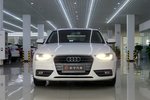 奥迪A4L2015款35 TFSI 自动标准型