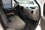 福特经典全顺2010款2.8L 柴油经典款 短轴多功能型中顶