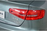 奥迪A4L2013款40 TFSI quattro运动型