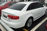 奥迪A4L2015款30 TFSI 自动舒适型