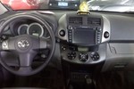 丰田RAV42010款2.4L 自动 豪华升级版