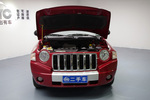 Jeep指南者2010款2.4L 限量版