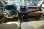 丰田皇冠2012款2.5 Royal 舒适版