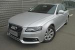 奥迪A4L2010款2.0TFSI 标准型