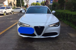 阿尔法罗密欧Giulia2017款2.0T 200HP 豪华版