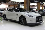 日产GT-R2014款3.8T Premium Edition 棕红内饰