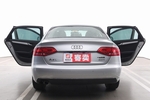 奥迪A4L2012款2.0TFSI 舒适型