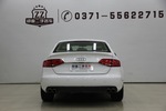 奥迪A4L2011款2.0TFSI 标准型