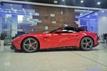 法拉利F12 berlinetta2013款6.3L 标准型