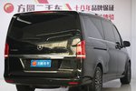 奔驰V级2017款V260L 尊贵加长版