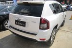 Jeep指南者2013款2.4L 四驱豪华版