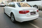 奥迪A4L2013款35 TFSI 自动标准型