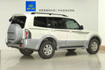 三菱帕杰罗2011款3.0L GLS 自动 四驱