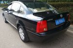 大众帕萨特2011款1.8TSI DSG尊荣版