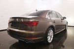 奥迪A4L2017款40TFSI 时尚型