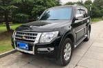 三菱帕杰罗2018款3.0L 自动尊贵版