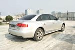 奥迪A4L2011款2.0TFSI 标准型