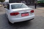 奥迪A4L2011款2.0TFSI 标准型