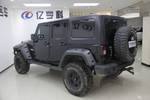 Jeep牧马人四门版2013款3.6L 罗宾汉