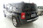 Jeep自由客2013款2.4L 豪华导航版