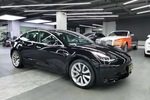 特斯拉Model 32019款标准续航后驱升级版