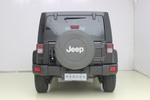 Jeep牧马人四门版2012款3.6L 撒哈拉