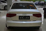 奥迪A4L2013款35 TFSI(2.0T)自动舒适型