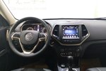 Jeep自由光2015款2.4L 精英版