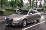 奥迪A4L2013款35 TFSI 自动舒适型