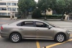 大众帕萨特2013款1.8TSI DSG尊荣版