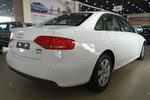 奥迪A4L2011款2.0TFSI 舒适型