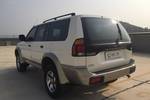 三菱帕杰罗sport2004款3.0 GLS 手动 四驱