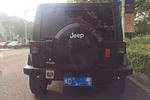 Jeep牧马人四门版2011款3.8L 撒哈拉