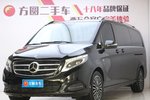 奔驰V级2017款V260L 尊贵加长版