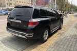 丰田汉兰达2013款2.7L 两驱5座紫金版