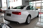 奥迪A6L2012款30 FSI 豪华型(2.5L)