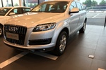 奥迪Q72011款3.0TFSI 进取型(L)