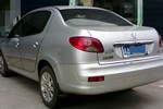 标致207三厢2010款1.4L 手动 驭乐版