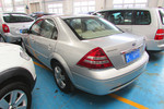 福特蒙迪欧2005款2.0 Ghia 精英型