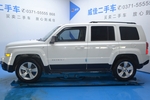 Jeep自由客2014款2.0L 运动版